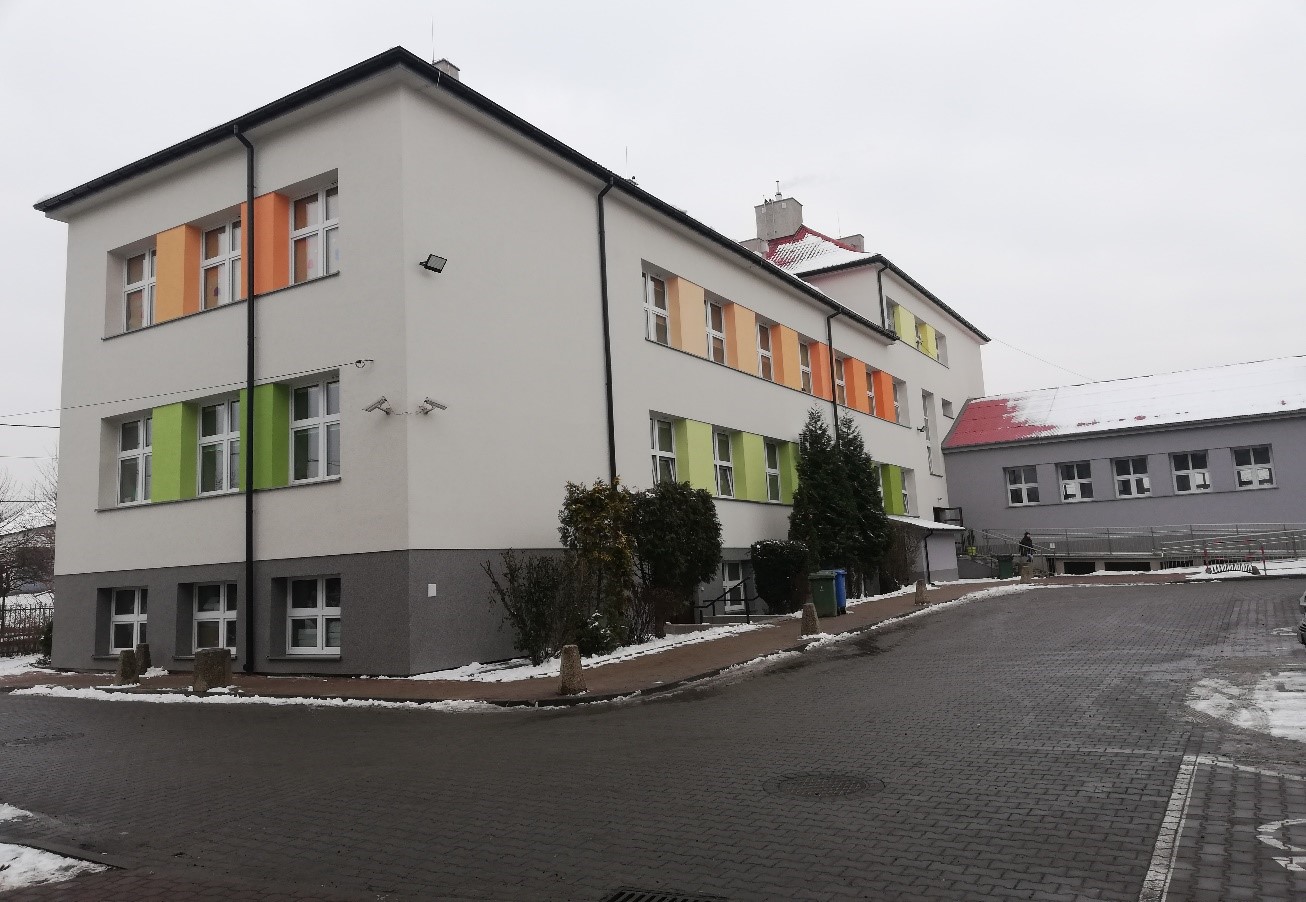 Budynek Przedszkola Samorządowego w Węgrzcach z siedziba w Bibicach po termomodernizacji